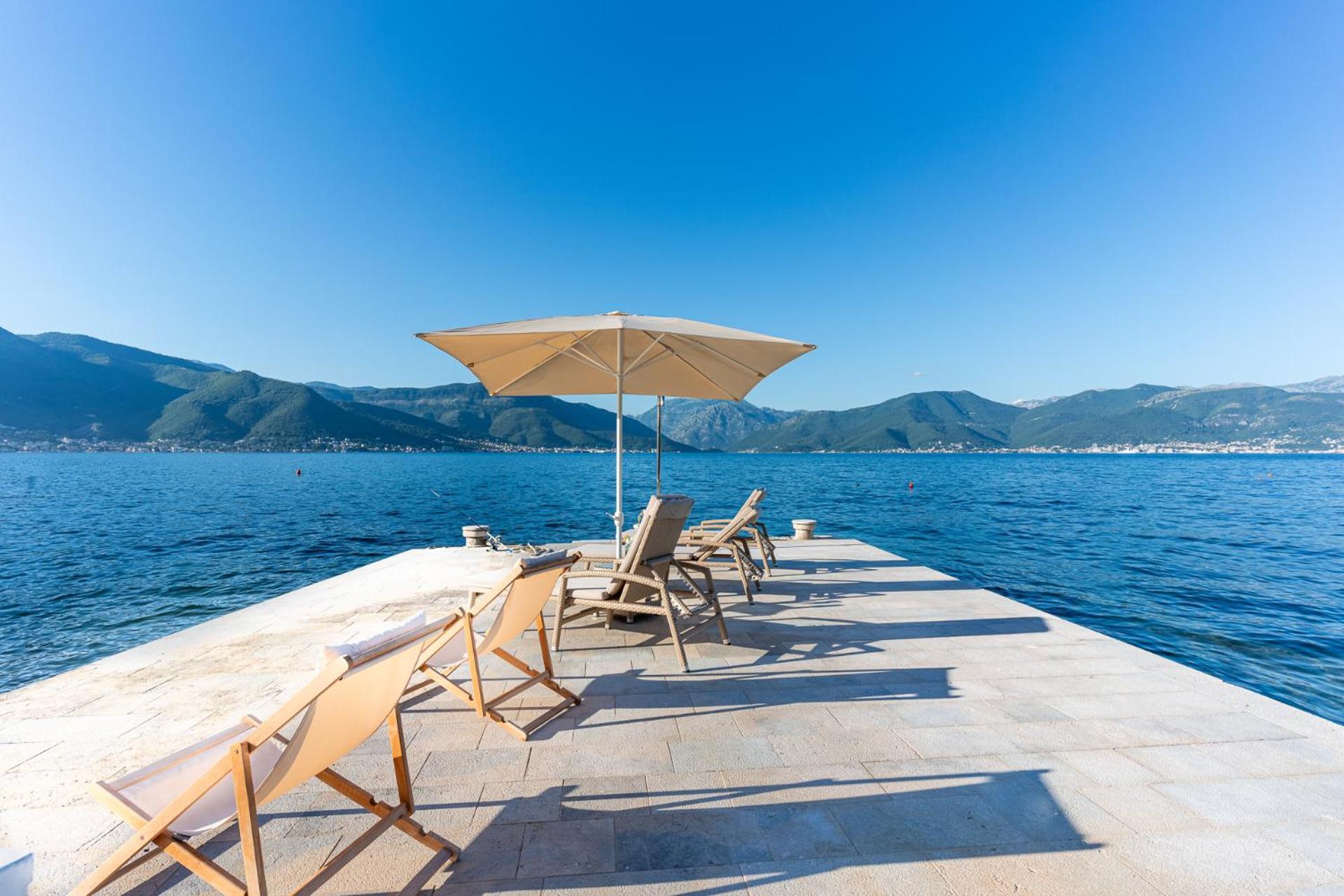 Villas Plitka ติวัต ภายนอก รูปภาพ
