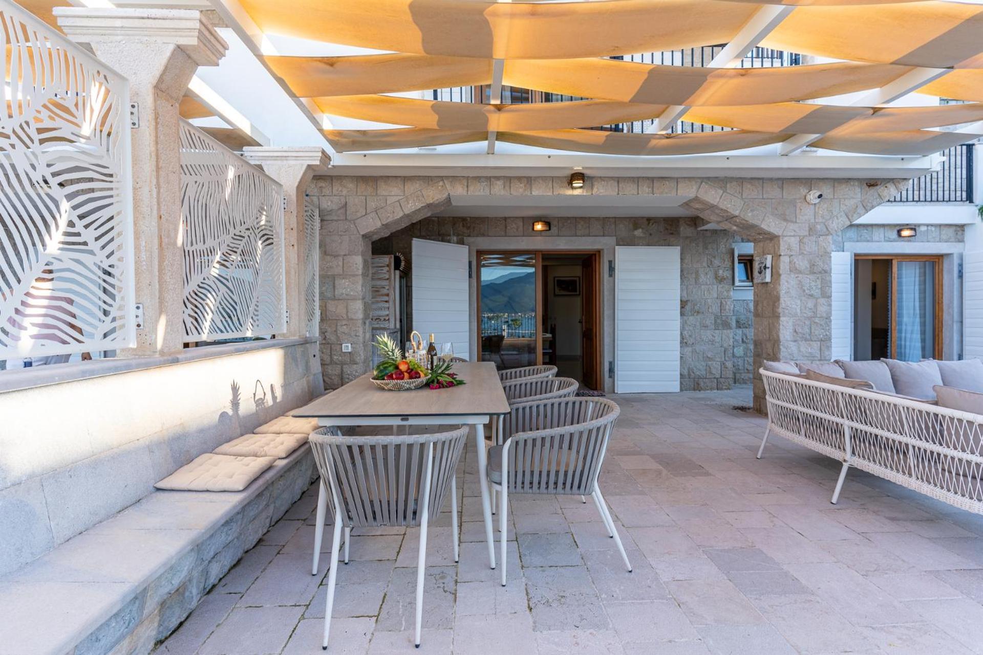 Villas Plitka ติวัต ภายนอก รูปภาพ