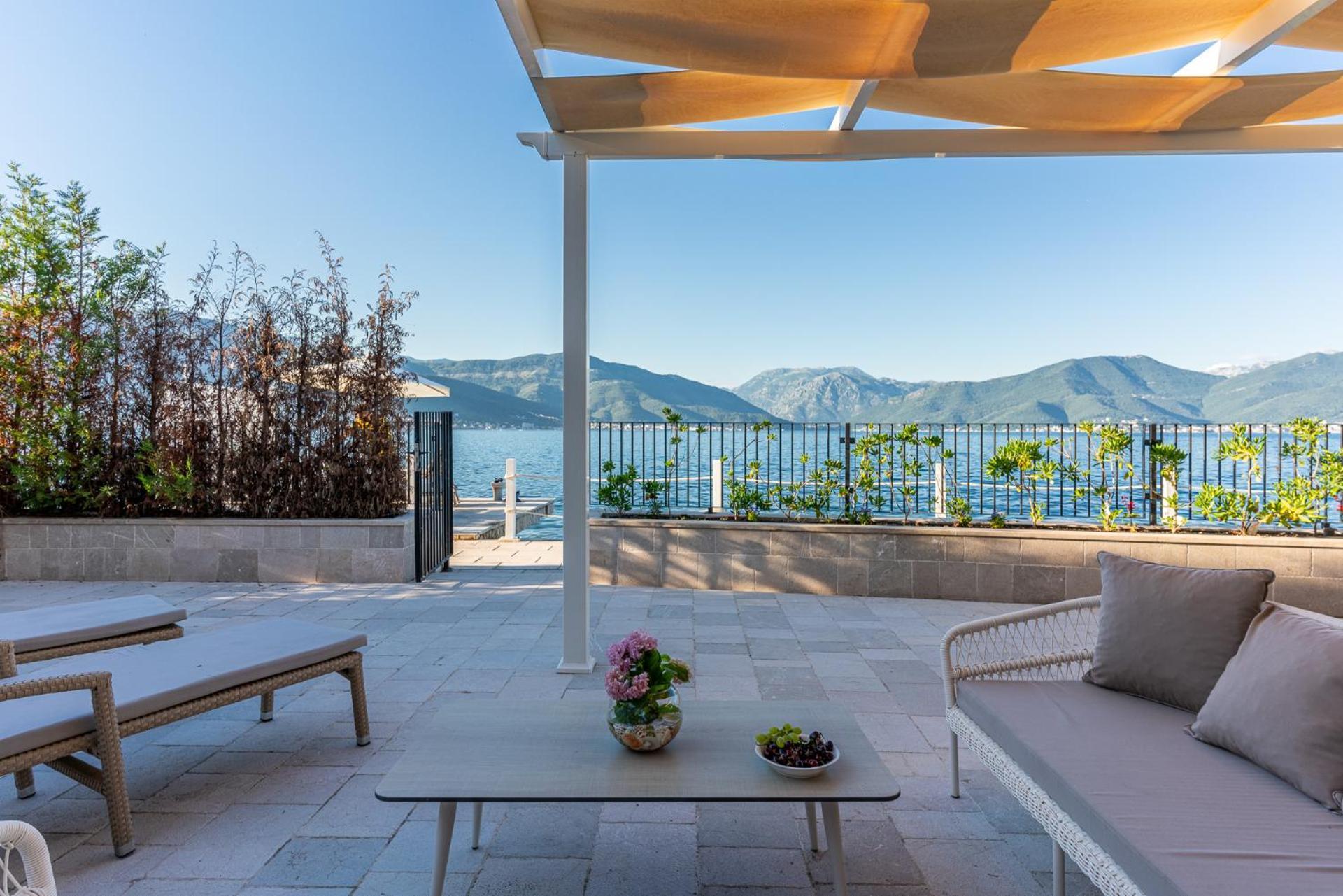 Villas Plitka ติวัต ภายนอก รูปภาพ