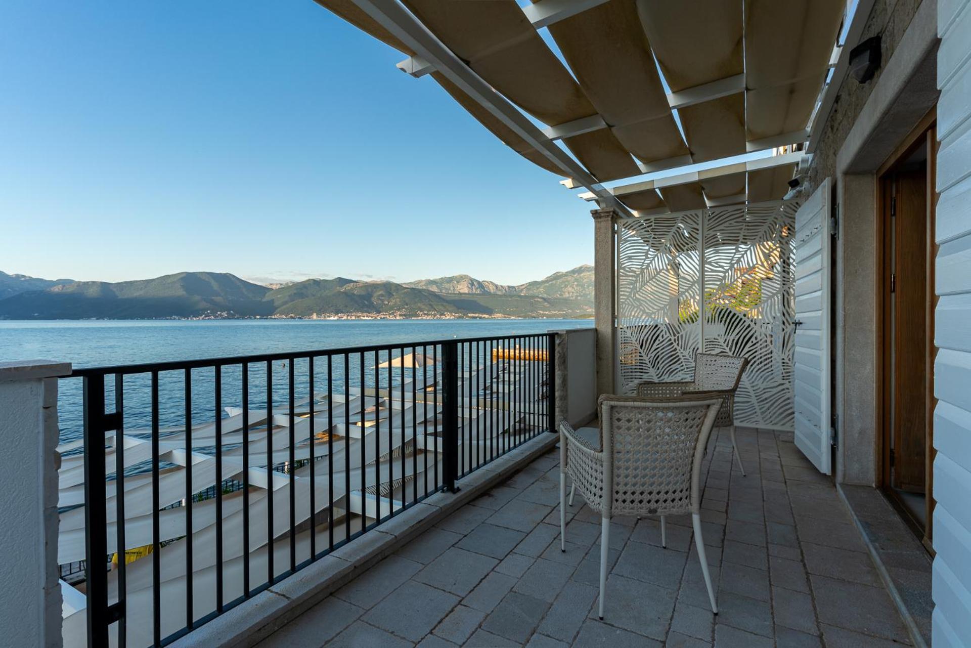 Villas Plitka ติวัต ภายนอก รูปภาพ