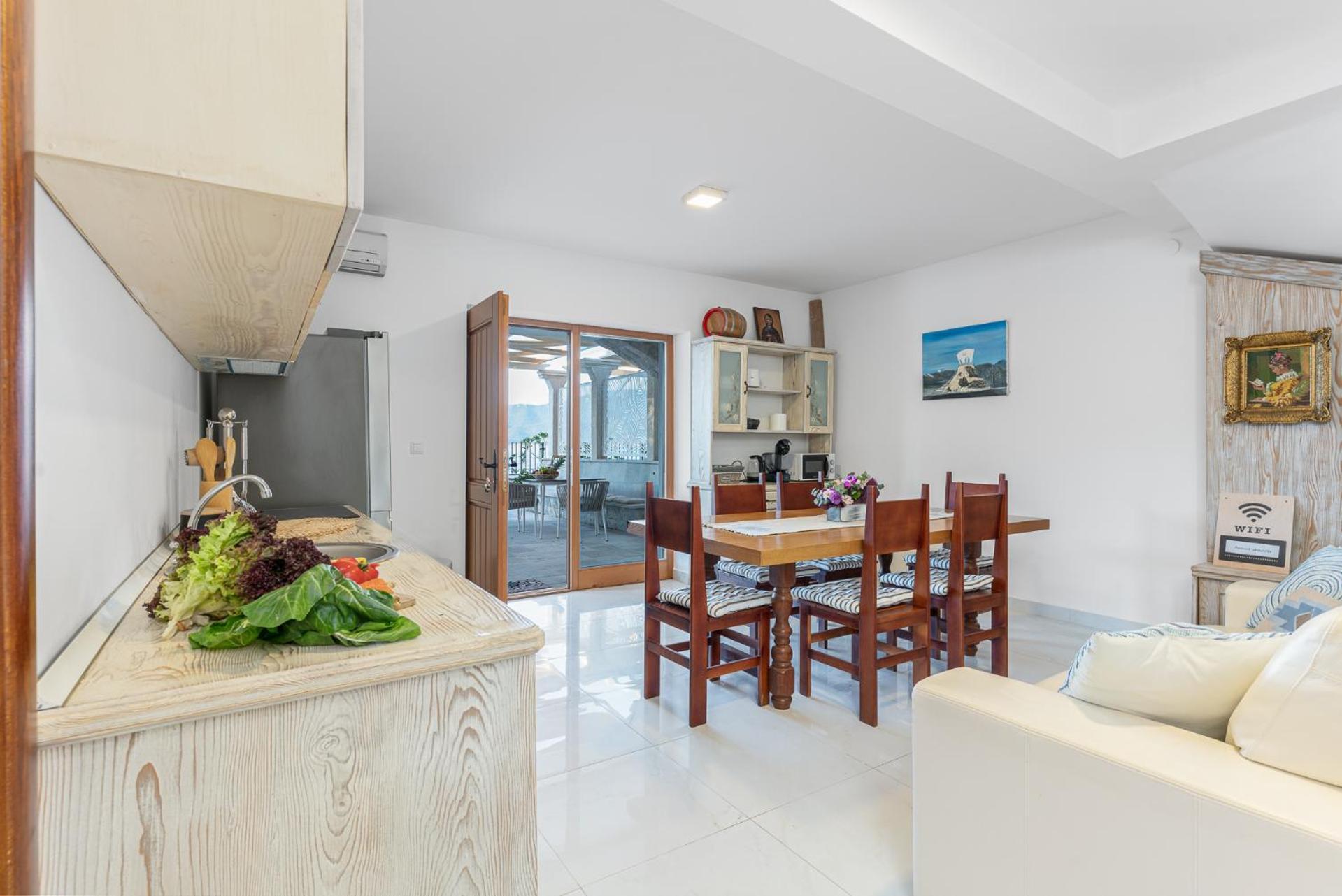 Villas Plitka ติวัต ภายนอก รูปภาพ