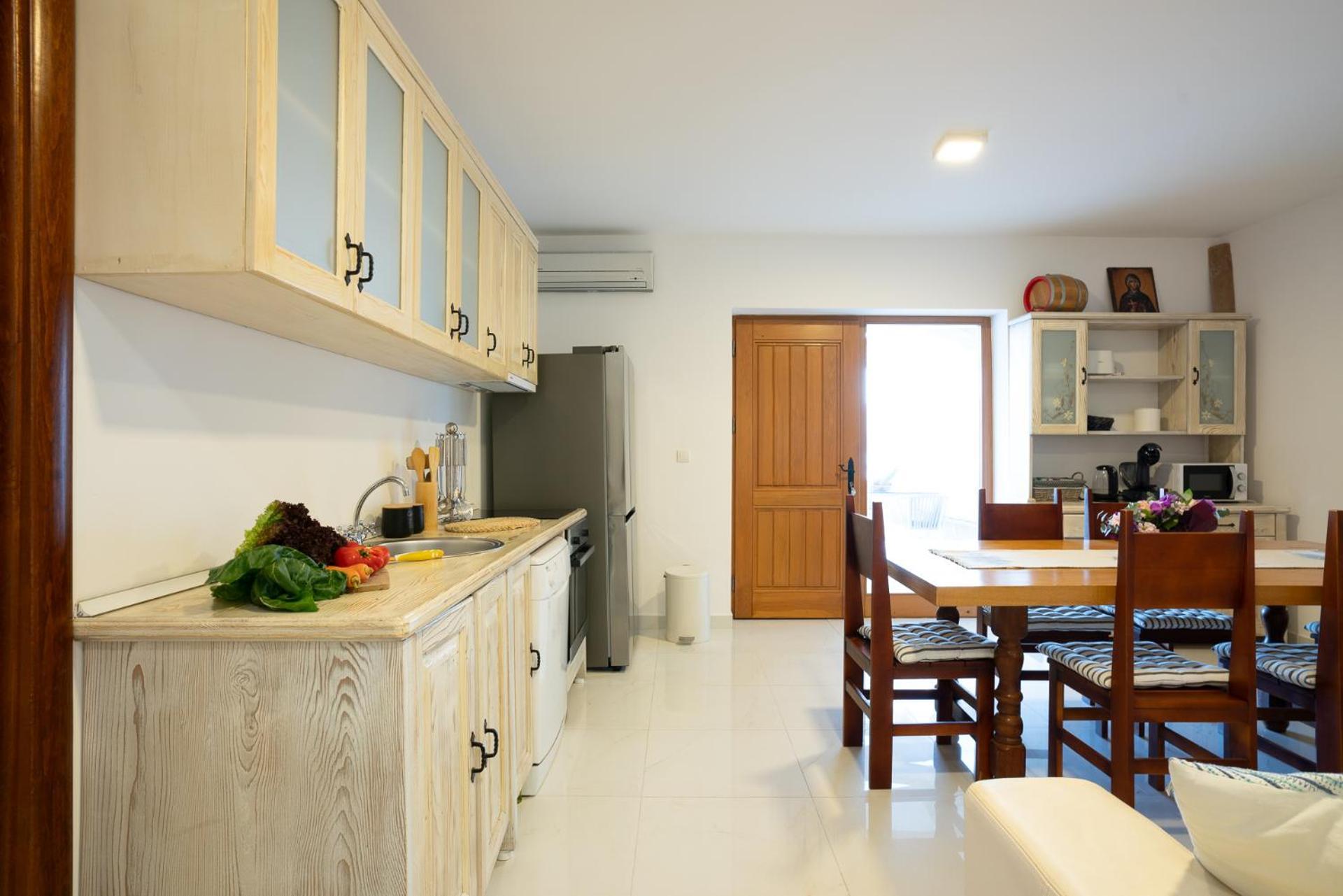 Villas Plitka ติวัต ภายนอก รูปภาพ